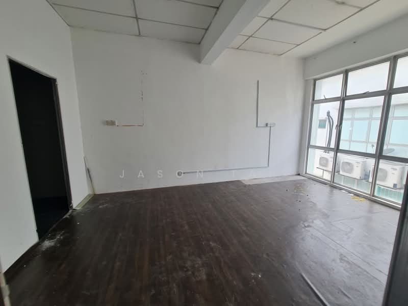 Shop for Rent in Taman Puncak Jalil (Seri Kembangan) - Jason Tan - Interior - PropertyGuru.com.my