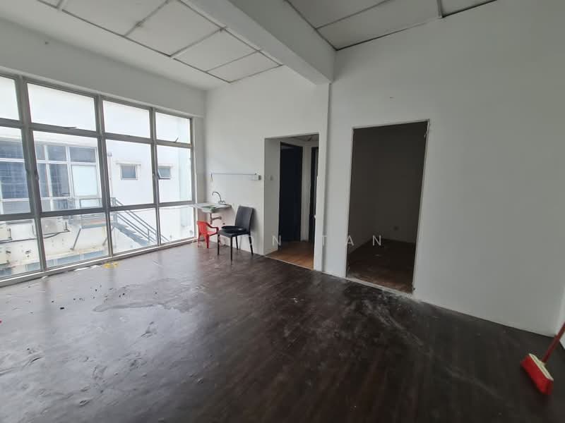Shop for Rent in Taman Puncak Jalil (Seri Kembangan) - Jason Tan - Interior - PropertyGuru.com.my