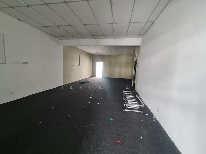 Shop for Rent in Taman Puncak Jalil (Seri Kembangan) - Jason Tan - Interior - PropertyGuru.com.my