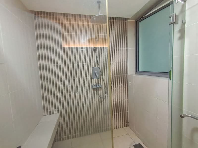 Service Residence for Sale at Suasana Bukit Ceylon / Raja Chulan Residences - Elisa Yap - Bathroom - PropertyGuru.com.my