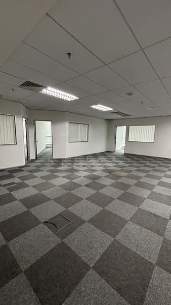 Office for Sale in KLCC (KL City Centre) - Queena Tang - Interior - PropertyGuru.com.my