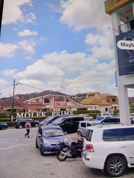 Rumah Teres 1.5 Tingkat untuk Dijual di Taman Molek (Johor Bahru) - Angela Wong - PropertyGuru.com.my