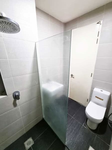 Service Residence for Sale at TRiGON Luxury Residences - Evan Goh - Bathroom - PropertyGuru.com.my