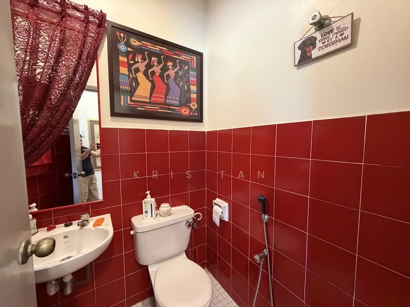 Bungalow for Sale in Saujana Impian (Kajang) - Kris Tan - Bathroom - PropertyGuru.com.my