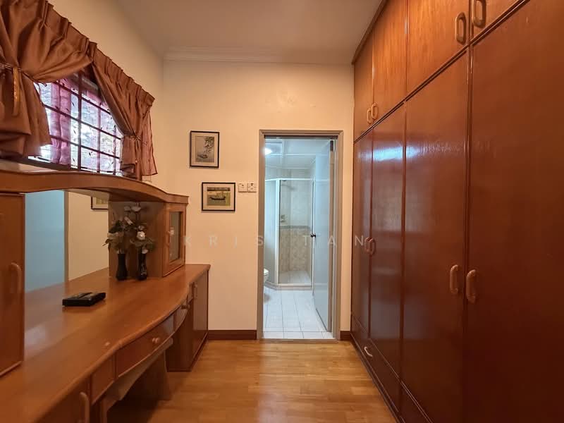 Bungalow for Sale in Saujana Impian (Kajang) - Kris Tan - Bedroom - PropertyGuru.com.my