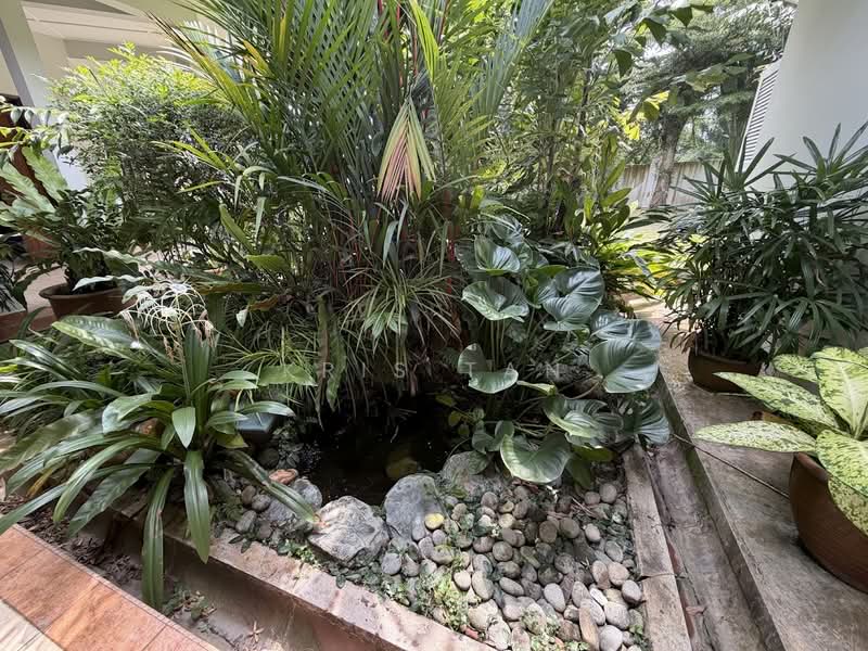 Bungalow for Sale in Saujana Impian (Kajang) - Kris Tan - Garden - PropertyGuru.com.my