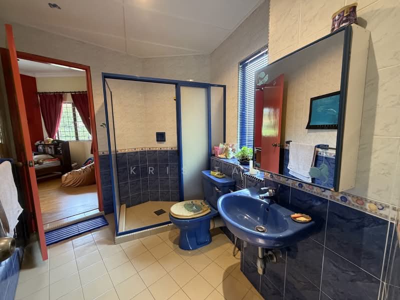Bungalow for Sale in Saujana Impian (Kajang) - Kris Tan - Bathroom - PropertyGuru.com.my
