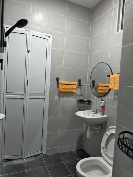 Servis Apartment untuk Disewa di BM City Suites @ BM City Mall - Geik Heok Lim - Bathroom - PropertyGuru.com.my