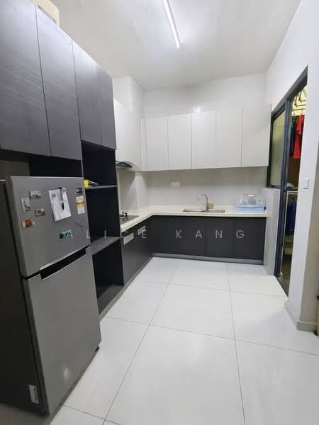Kondominium untuk Disewa di Bay Point @ Country Garden Danga Bay - Alice Kang - Kitchen - PropertyGuru.com.my