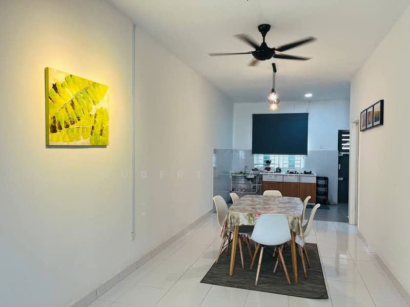 Rumah Teres untuk Disewa di Kota Tinggi (Johor) - Hubert Pang - Dining Room - PropertyGuru.com.my