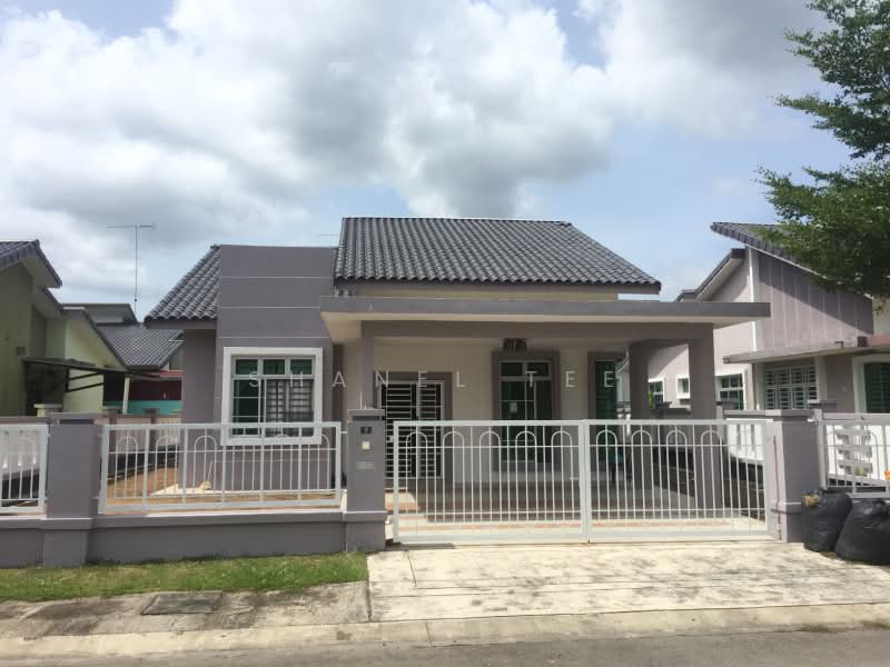 Bungalow for Sale in Bandar Seri Impian (Kluang) - Shanel Tee - Exterior - PropertyGuru.com.my