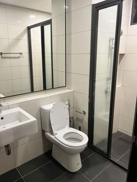 Servis Apartment untuk Disewa di The Tamarind - Elaine Yeoh - Bathroom - PropertyGuru.com.my