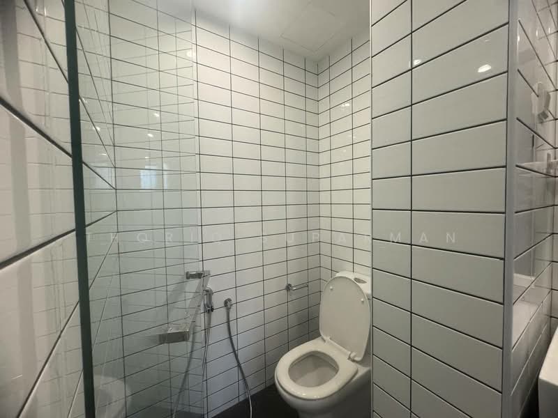 Service Residence for Rent at Flexus Signature - Thoriq Suparman - Bathroom - PropertyGuru.com.my