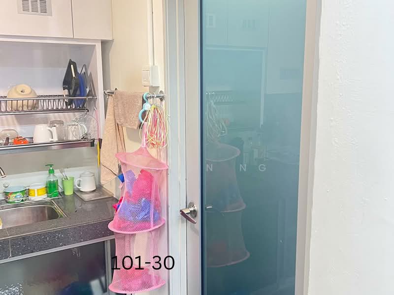 Terrace Factory for Rent in Pandamaran (Klang) - Wilson Ng - Kitchen - PropertyGuru.com.my