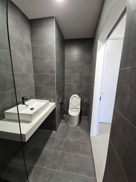 Servis Apartment untuk Disewa di The Mate @ Damansara Jaya - Jabez Wong - Bathroom - PropertyGuru.com.my