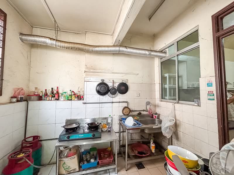 Rumah Teres 2 Tingkat untuk Dijual di Seksyen 5 (Kota Damansara) - Vincent Liaw - Kitchen - PropertyGuru.com.my