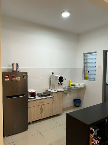 Kondominium untuk Disewa di Platinum Splendor Residence - Chun Yee - Kitchen - PropertyGuru.com.my