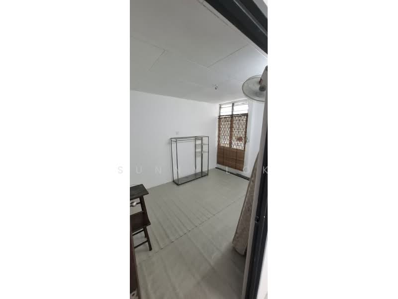 Flat for Rent at Taman Batu Bukit - Sunny Lok - Interior - PropertyGuru.com.my