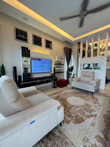 Rumah Berkembar untuk Dijual di Telok Panglima Garang (Selangor) - Azmi . - Living Room - PropertyGuru.com.my