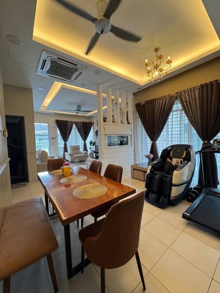 Rumah Berkembar untuk Dijual di Telok Panglima Garang (Selangor) - Azmi . - Living Room - PropertyGuru.com.my