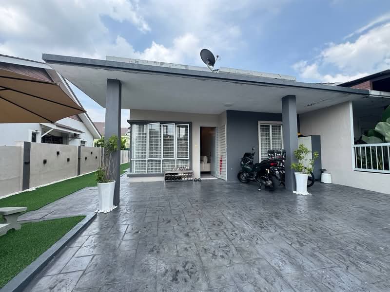 Rumah Berkembar untuk Dijual di Telok Panglima Garang (Selangor) - Azmi . - PropertyGuru.com.my