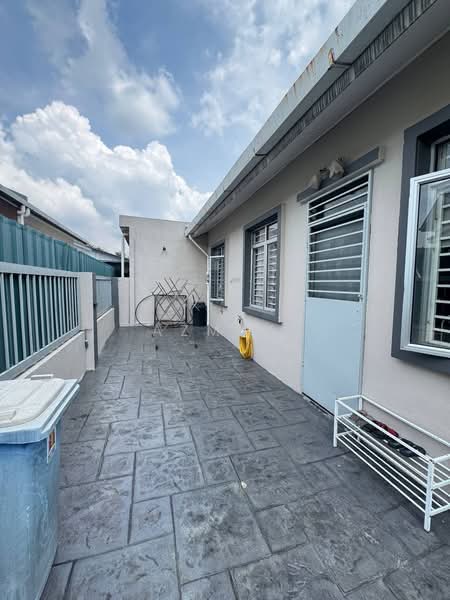 Rumah Berkembar untuk Dijual di Telok Panglima Garang (Selangor) - Azmi . - PropertyGuru.com.my