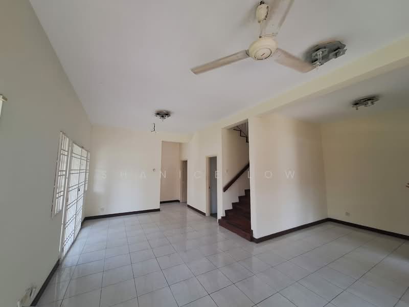2.5-storey Terraced House for Sale in Bandar Puteri Puchong (Puchong) - Shanice Low - Living Room - PropertyGuru.com.my