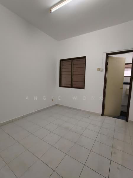 Rumah Teres 2 Tingkat untuk Dijual di Taman Pakatan Jaya (Tambun) - Angie Wong - PropertyGuru.com.my