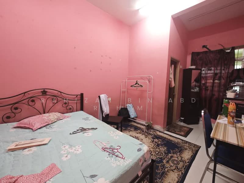 1-storey Terraced House for Sale in Taman Utama (Segamat) - Rahizan Bin Abd Rahim - Bedroom - PropertyGuru.com.my