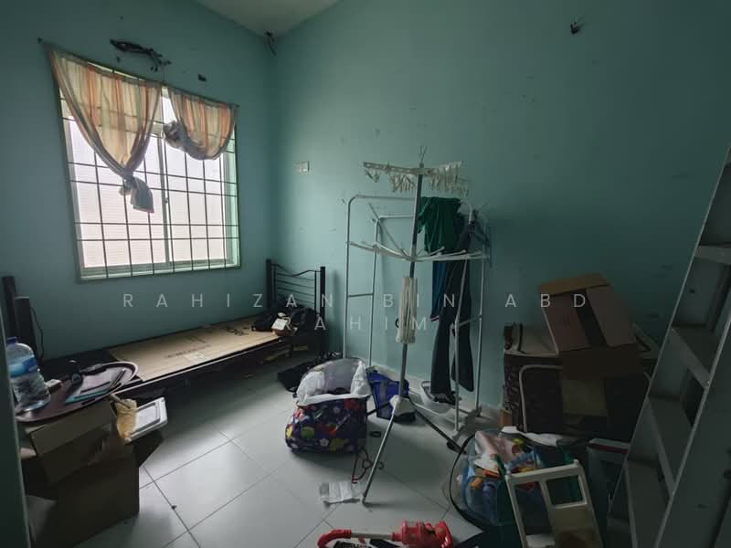 1-storey Terraced House for Sale in Taman Utama (Segamat) - Rahizan Bin Abd Rahim - Bedroom - PropertyGuru.com.my