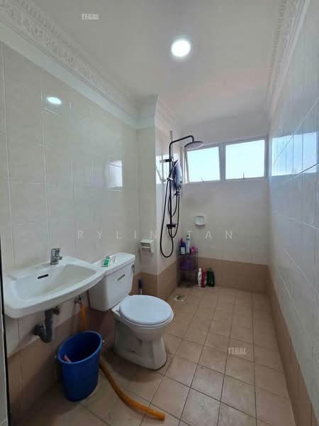 Terraced House for Sale in Bandar Botanic (Klang) - Rylin Tan - Bathroom - PropertyGuru.com.my