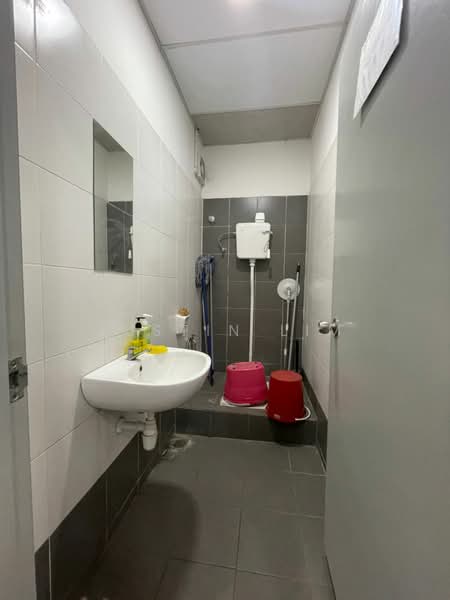 Kilang untuk Disewa di Puchong (Selangor) - Justin Lim - Bathroom - PropertyGuru.com.my