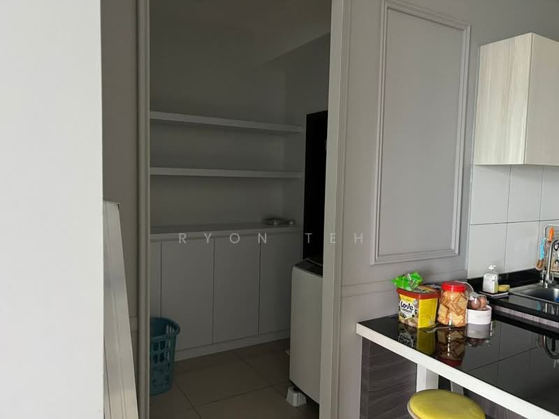 Service Residence for Sale at Molek Regency - Ryon Teh - Interior - PropertyGuru.com.my