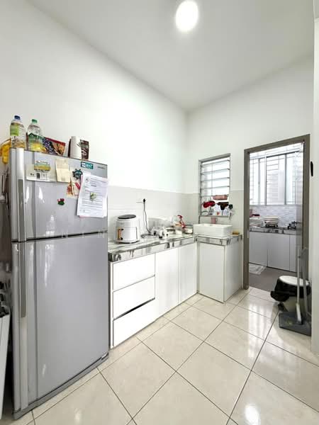Pangsapuri untuk Disewa di Platinum Splendor Residence - Nini Malini - Kitchen - PropertyGuru.com.my