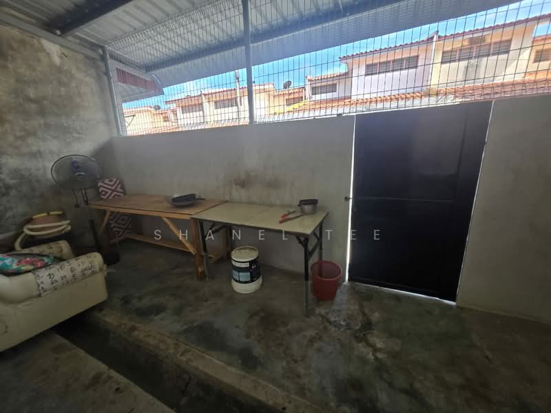 1-storey Terraced House for Rent in Sri Lalang (Kluang) - Shanel Tee - Exterior - PropertyGuru.com.my