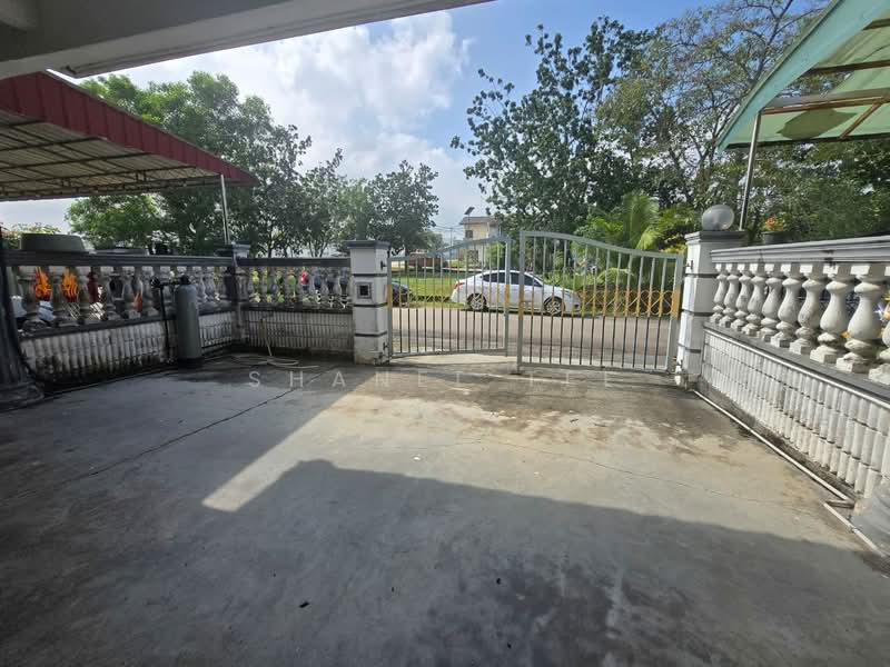 1-storey Terraced House for Rent in Sri Lalang (Kluang) - Shanel Tee - Exterior - PropertyGuru.com.my