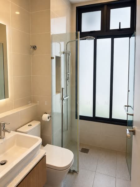 Kondominium untuk Dijual di Waltz Residences - Steve Chan - Bathroom - PropertyGuru.com.my