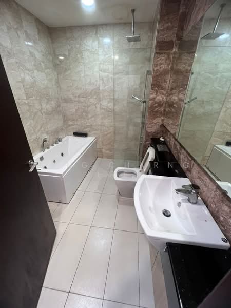 Service Residence for Rent at Paragon Suites @ CIQ - Hong Charng Lee - Bathroom - PropertyGuru.com.my