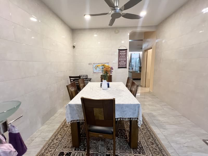 Rumah Teres 2 Tingkat untuk Dijual di Bandar Kinrara Seksyen 6 (Bandar Kinrara) - Eugene Choy - Dining Room - PropertyGuru.com.my