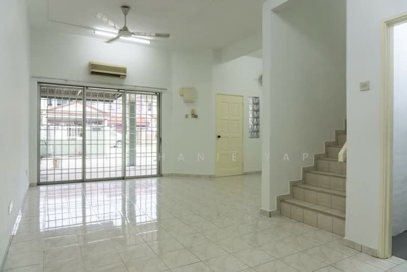 Terraced House for Sale in Bandar Puteri Klang (Klang) - Stephanie Yap - Living Room - PropertyGuru.com.my