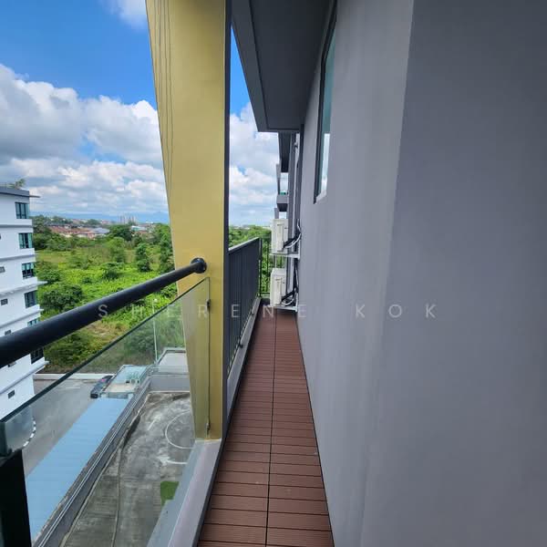 Pangsapuri untuk Dijual di The Echelon - Sherene Kok - Balcony - PropertyGuru.com.my