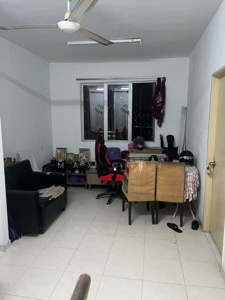 Servis Apartment untuk Dijual di Casa Subang - Max Chan - Living Room - PropertyGuru.com.my