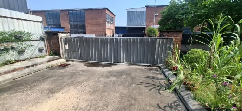 Semi-D Factory for Rent in Seksyen U3 (Shah Alam) - Soon Sheng Law - Exterior - PropertyGuru.com.my