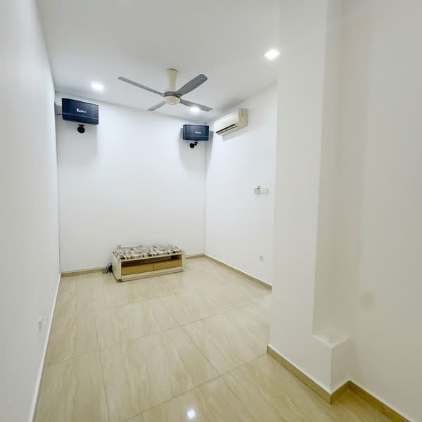 Rumah Teres 2 Tingkat untuk Disewa di Taman Mutiara Mas (Skudai) - Bess Wong - PropertyGuru.com.my