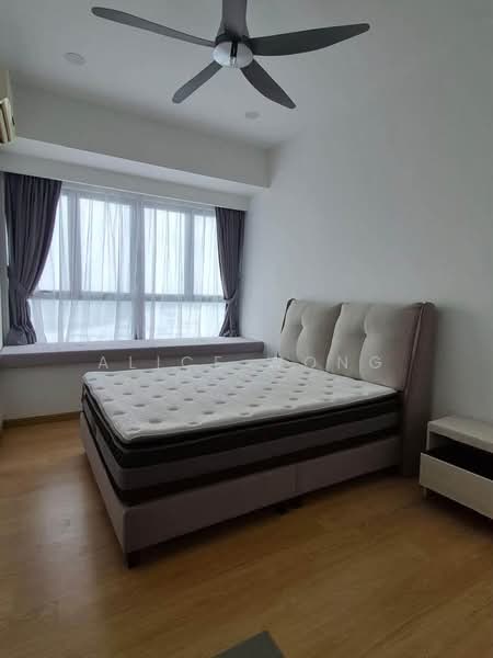 Kondominium untuk Dijual di Royal Strand @ Country Garden Danga Bay - Alice Wong - PropertyGuru.com.my