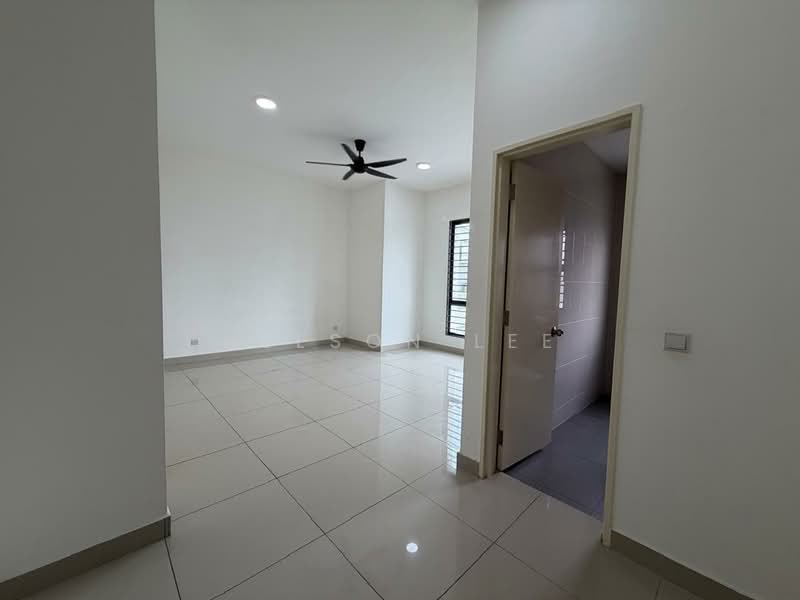 2.5-storey Terraced House for Sale in Shah Alam (Selangor) - Nelson Lee - Living Room - PropertyGuru.com.my