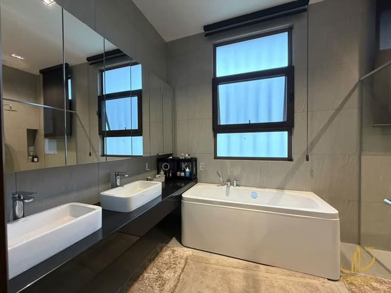 Bungalow for Sale in Eco Ardence (Setia Alam) - Loke . - Bathroom - PropertyGuru.com.my