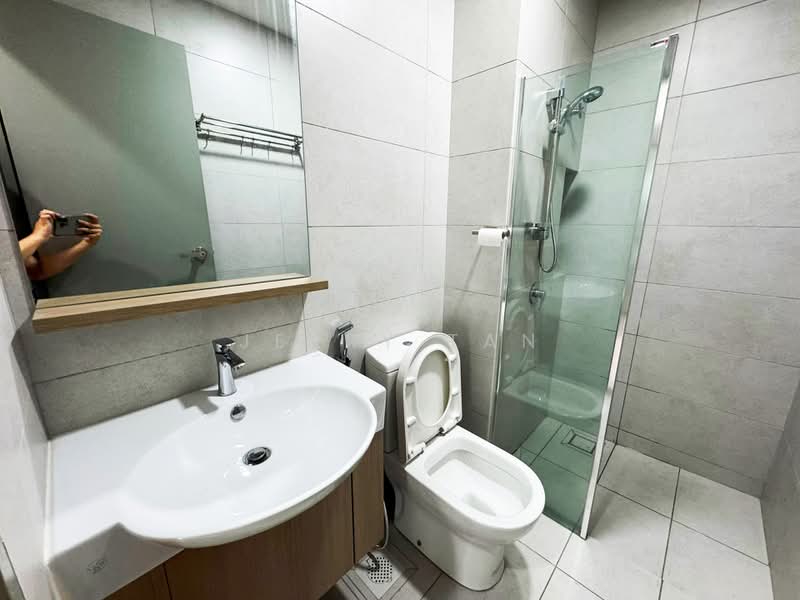 Service Residence for Rent at Sinaran @ Utropolis - Jerry Tan - Bathroom - PropertyGuru.com.my