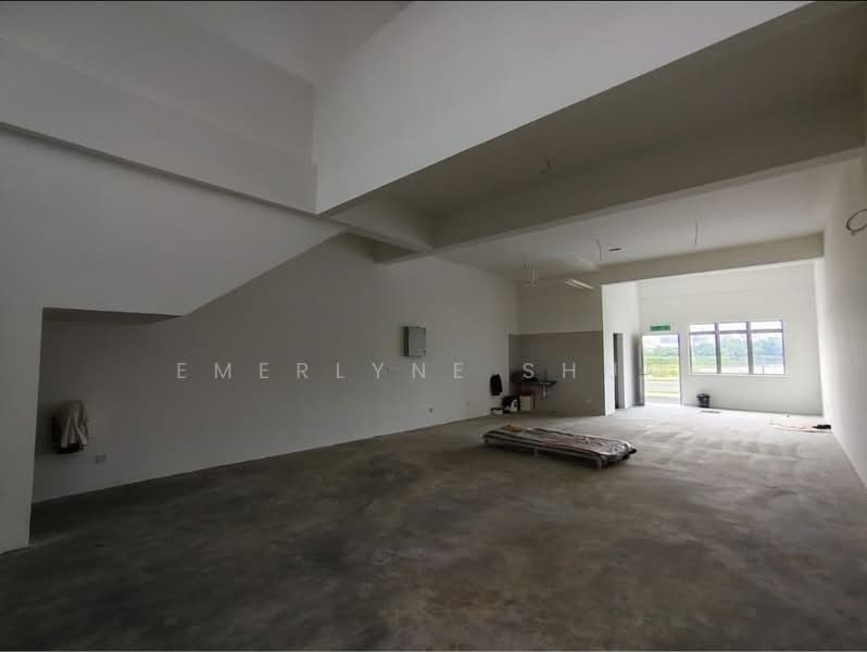Kedai / Pejabat untuk Disewa di Puchong (Selangor) - Emerlyne Shum - Interior - PropertyGuru.com.my