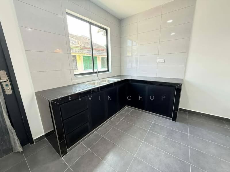 Rumah Teres 1 Tingkat untuk Dijual di Taman Johor Jaya (Johor Bahru) - Kelvin Chop - Kitchen - PropertyGuru.com.my